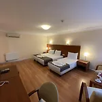 Triada Gayrettepe Κωνσταντινούπολη