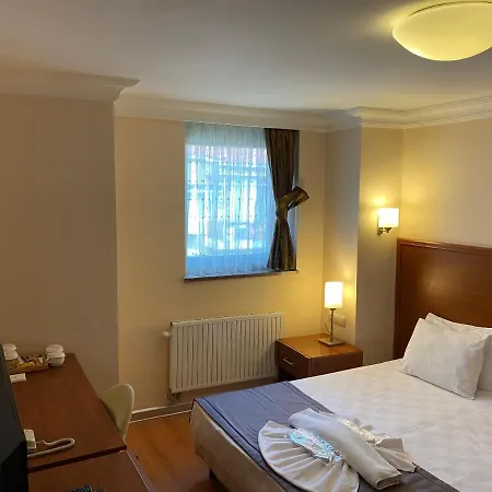 Triada Gayrettepe Hotell