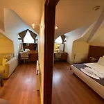 Hotel Triada Gayrettepe Istanbulská provincie