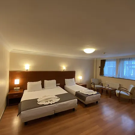 Triada Gayrettepe Hotell 3*