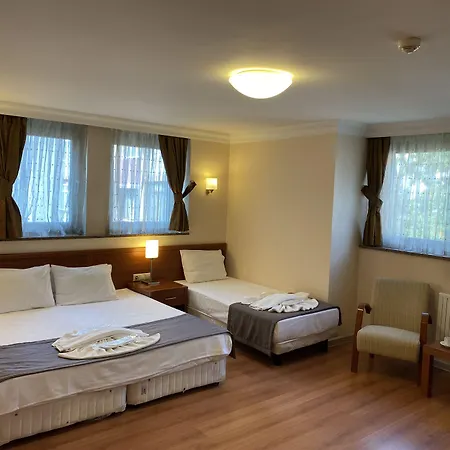 Szálloda Triada Gayrettepe 3*