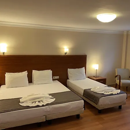 Hotel Triada Gayrettepe Istanbul