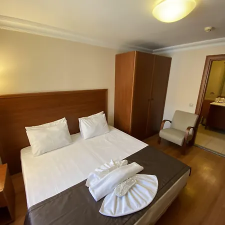 Triada Gayrettepe 3*