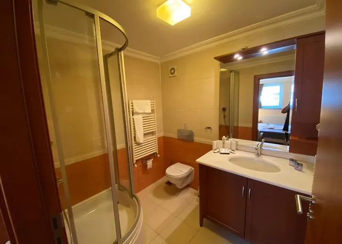 Triada Gayrettepe Hotel